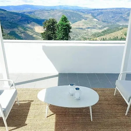 Douro Valley Terrace Armamar