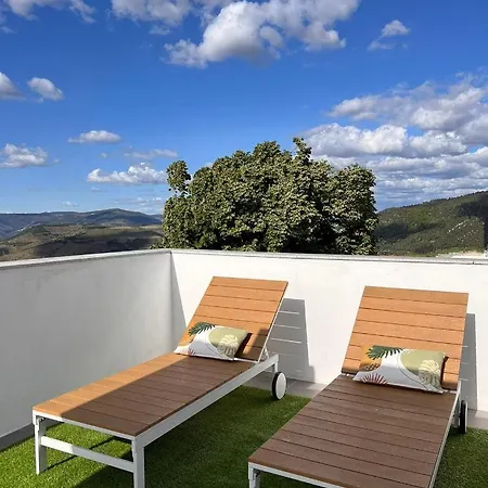 Douro Valley Terrace * Armamar