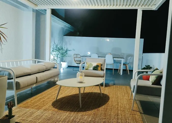 Douro Valley Terrace アルママール