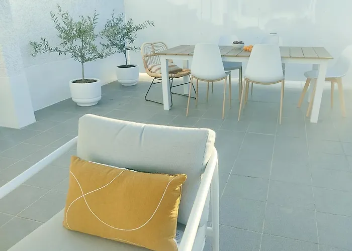 Douro Valley Terrace アルママール